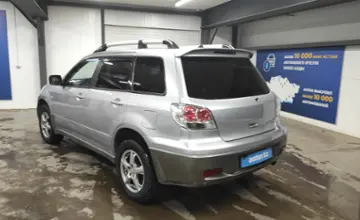 Mitsubishi Outlander 2004 года за 4 500 000 тг. в Астана фото 4