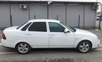 LADA (ВАЗ) Priora 2015 года за 3 500 000 тг. в Шымкент фото 4