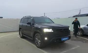 Toyota Land Cruiser 2021 года за 44 000 000 тг. в Шымкент фото 2