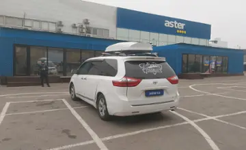 Toyota Sienna 2015 года за 14 500 000 тг. в Алматы фото 4