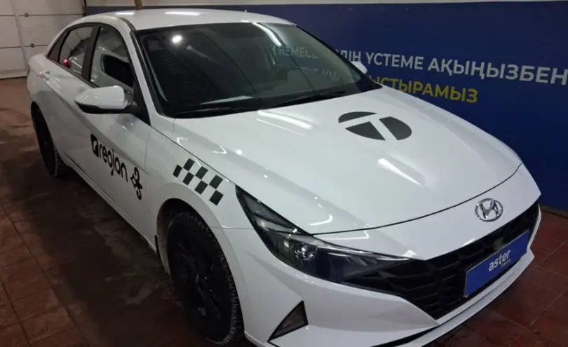 Hyundai Elantra 2021 года за 8 700 000 тг. в Астана фото 3