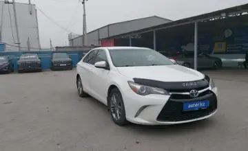 Toyota Camry 2015 года за 8 800 000 тг. в Шымкент фото 2