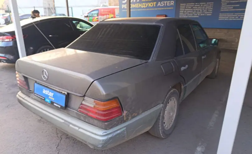 Mercedes-Benz W124 1988 года за 1 500 000 тг. в Алматы фото 5
