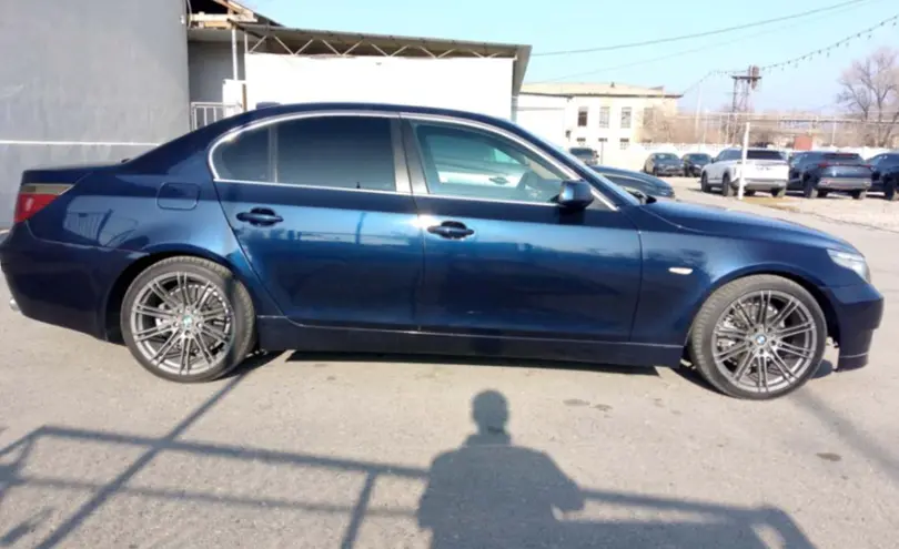 BMW 5 серии 2006 года за 5 999 990 тг. в Тараз фото 4