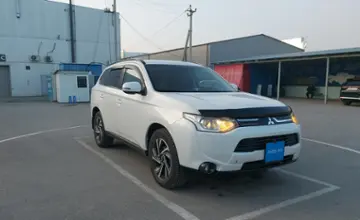 Mitsubishi Outlander 2012 года за 6 800 000 тг. в Шымкент фото 2