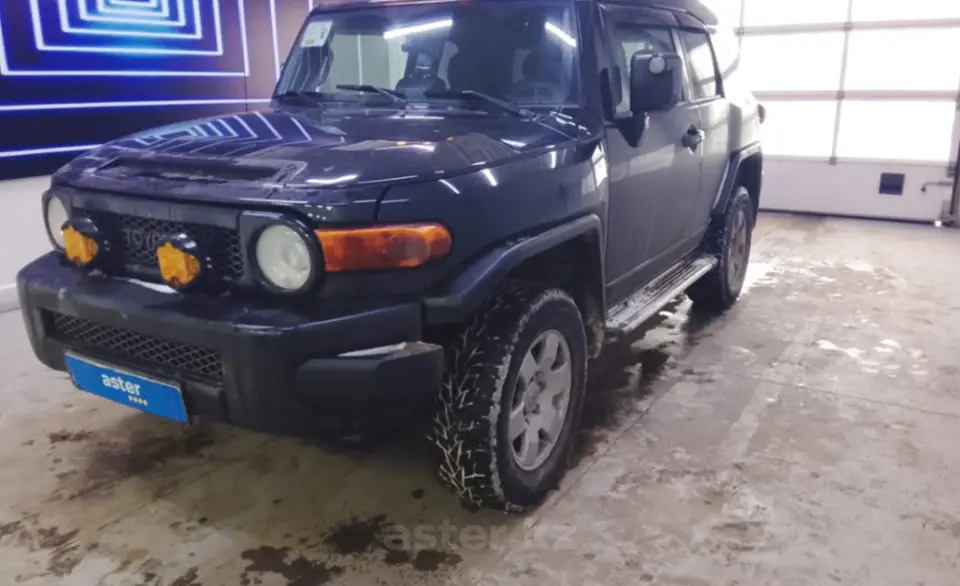 Toyota FJ Cruiser 2007 года за 14 500 000 тг. в Павлодар