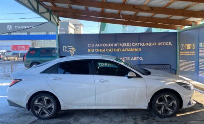 Hyundai Elantra 2023 года за 12 000 000 тг. в Талдыкорган фото 4