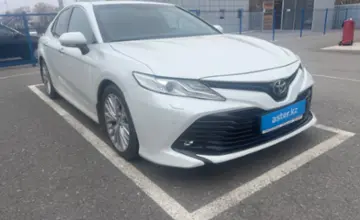 Toyota Camry 2018 года за 13 500 000 тг. в Шымкент фото 3