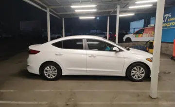 Hyundai Elantra 2018 года за 7 000 000 тг. в Алматы фото 4