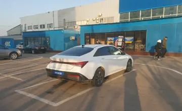 Hyundai Elantra 2024 года за 11 300 000 тг. в Алматы фото 3
