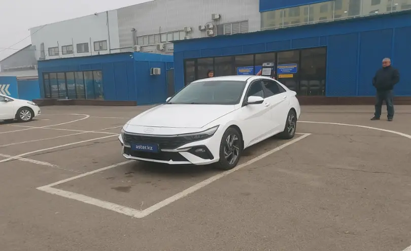 Hyundai Elantra 2023 года за 10 000 000 тг. в Алматы