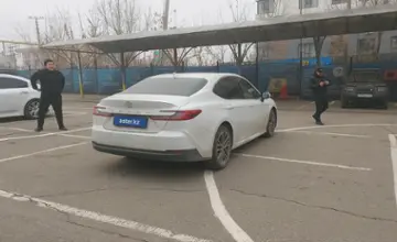 Toyota Camry 2025 года за 23 000 000 тг. в Алматы фото 3