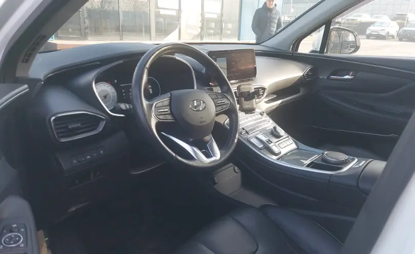 Hyundai Santa Fe 2022 года за 18 000 000 тг. в Алматы фото 5