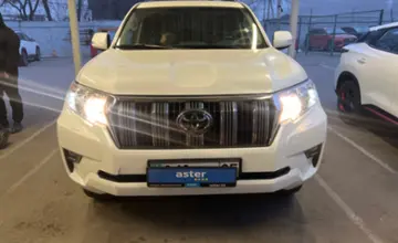 Toyota Land Cruiser Prado 2023 года за 28 700 000 тг. в Алматы фото 2