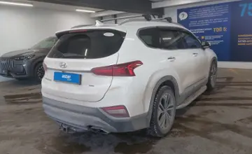 Hyundai Santa Fe 2020 года за 14 000 000 тг. в Астана фото 3