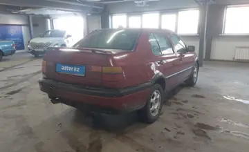 Volkswagen Vento 1993 года за 700 000 тг. в Астана фото 3