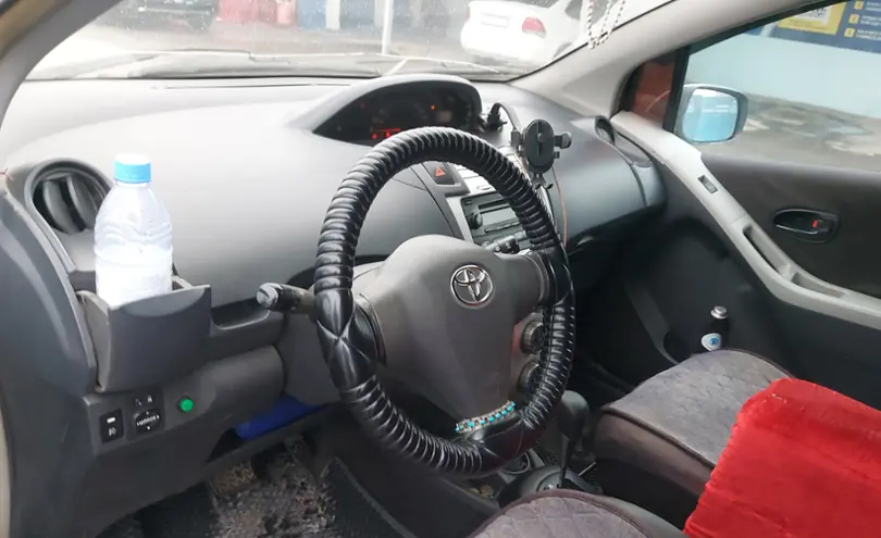 Toyota Yaris 2006 года за 3 000 000 тг. в Шымкент фото 5
