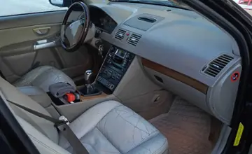 Volvo XC90 2005 года за 5 000 000 тг. в Уральск