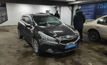 Kia Ceed 2013 года за 4 500 000 тг. в Астана фото 2