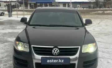 Volkswagen Touareg 2008 года за 5 000 000 тг. в Уральск фото 2