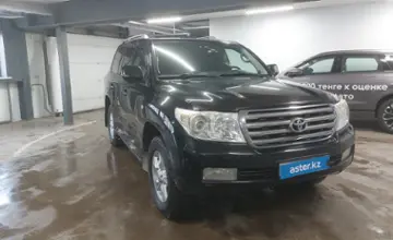 Toyota Land Cruiser 2011 года за 24 000 000 тг. в Астана фото 2
