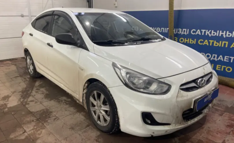 Hyundai Solaris 2014 года за 4 000 000 тг. в Астана фото 3