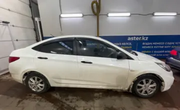 Hyundai Solaris 2014 года за 4 000 000 тг. в Астана фото 4