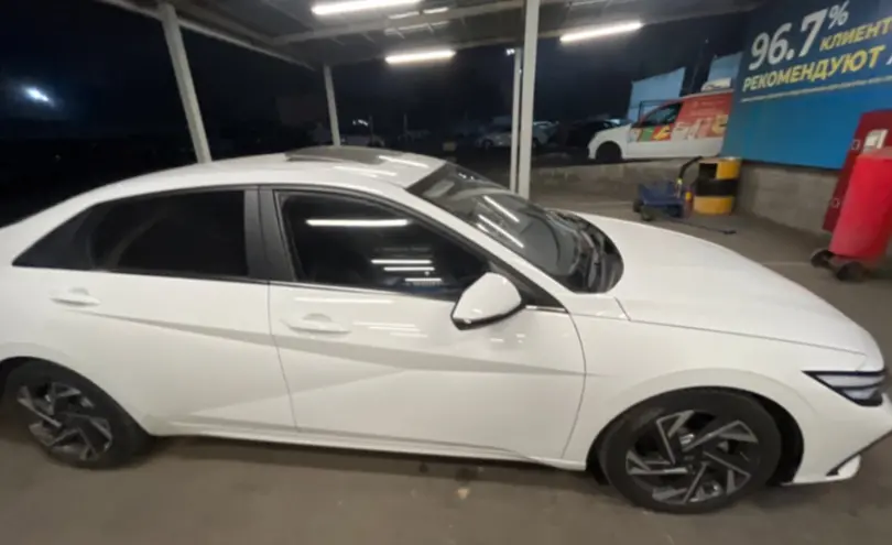 Hyundai Elantra 2024 года за 8 700 000 тг. в Алматы фото 4