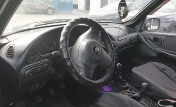 Chevrolet Niva 2015 года за 4 500 000 тг. в Шымкент фото 5