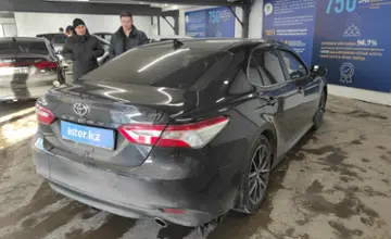 Toyota Camry 2018 года за 12 500 000 тг. в Астана фото 3