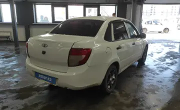 LADA (ВАЗ) Granta 2013 года за 3 000 000 тг. в Астана фото 3
