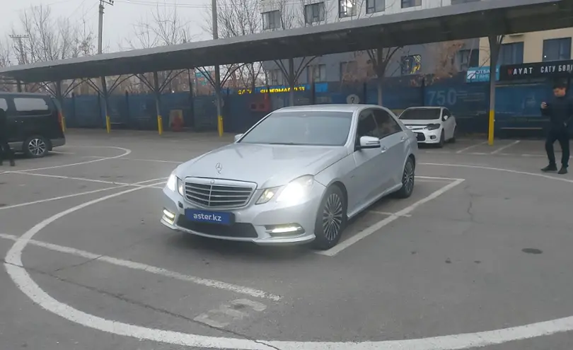 Mercedes-Benz E-Класс 2011 года за 5 500 000 тг. в Алматы