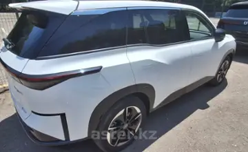 Toyota bZ3X 2025 года за 14 400 000 тг. в Павлодар фото 3