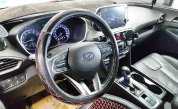 Hyundai Santa Fe 2020 года за 12 000 000 тг. в Астана фото 5