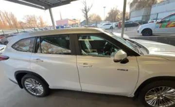 Toyota Highlander 2024 года за 28 500 000 тг. в Алматы фото 4