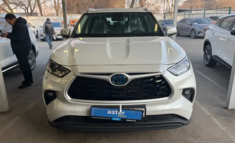 Toyota Highlander 2024 года за 28 500 000 тг. в Алматы фото 2