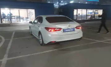 Toyota Camry 2022 года за 14 000 000 тг. в Алматы фото 4