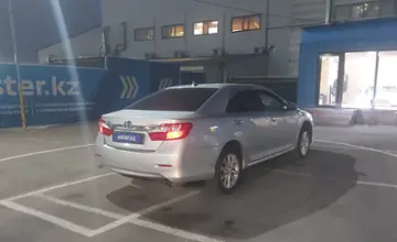 Toyota Camry 2013 года за 9 200 000 тг. в Алматы фото 3