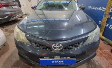 Toyota Camry 2014 года за 8 000 000 тг. в Астана фото 2
