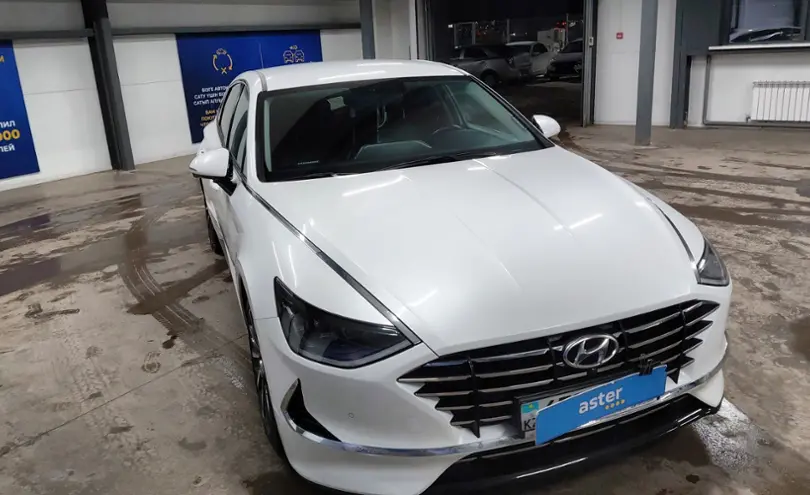 Hyundai Sonata 2022 года за 12 500 000 тг. в Астана фото 2