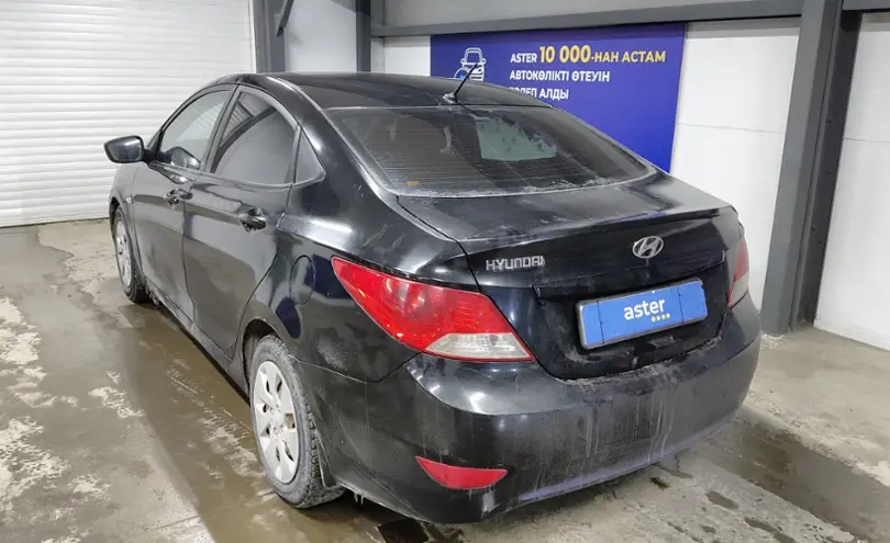Hyundai Solaris 2012 года за 3 000 000 тг. в Астана фото 4