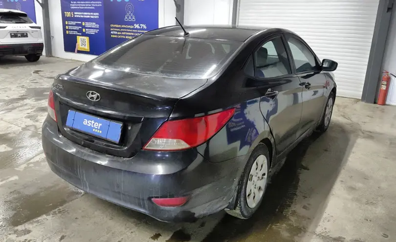 Hyundai Solaris 2012 года за 3 000 000 тг. в Астана фото 3
