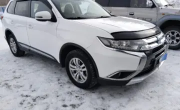 Mitsubishi Outlander 2015 года за 8 200 000 тг. в Усть-Каменогорск фото 3