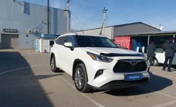 Toyota Highlander 2021 года за 30 000 000 тг. в Шымкент фото 2