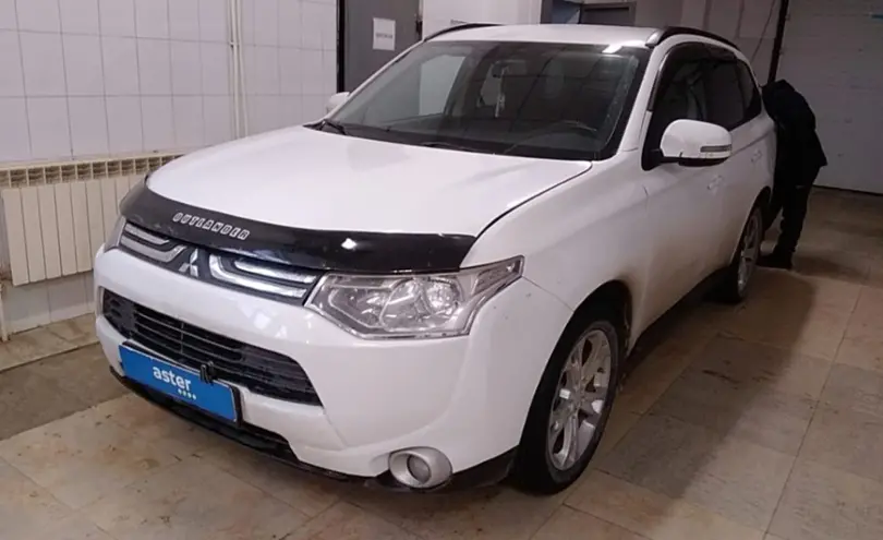 Mitsubishi Outlander 2013 года за 6 500 000 тг. в Актобе