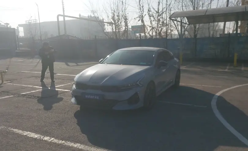 Kia K5 2021 года за 10 000 000 тг. в Алматы