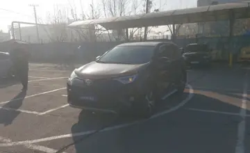 Toyota RAV4 2017 года за 10 500 000 тг. в Алматы фото 1
