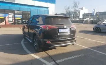Toyota RAV4 2017 года за 10 500 000 тг. в Алматы фото 4