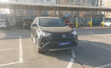Toyota RAV4 2017 года за 10 500 000 тг. в Алматы фото 2