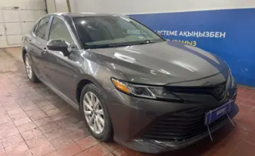 Toyota Camry 2019 года за 11 750 000 тг. в Астана фото 3